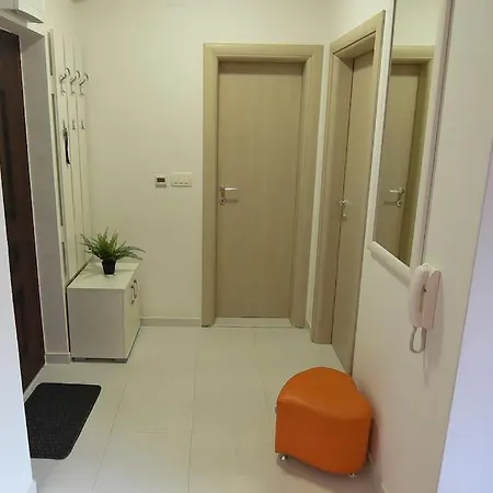 Apartmán White Stone Downtown