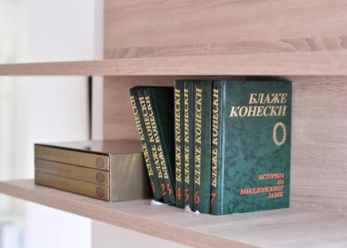 White Stone Downtown Apartment