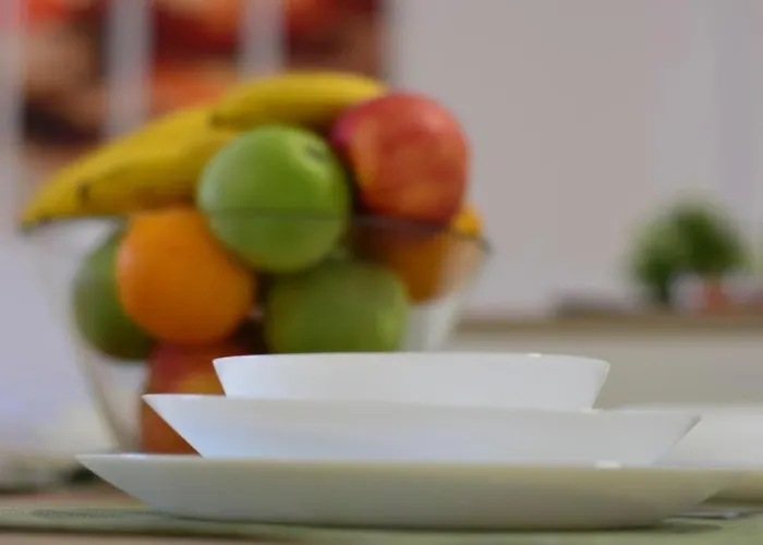 White Stone Downtown Apartment *